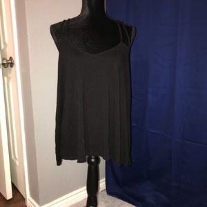 Black trapeze tank